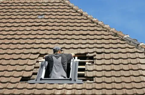 Pose de velux - Tonnay Charente